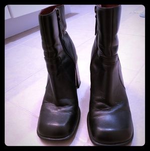 Tommy Hilfiger black boots
